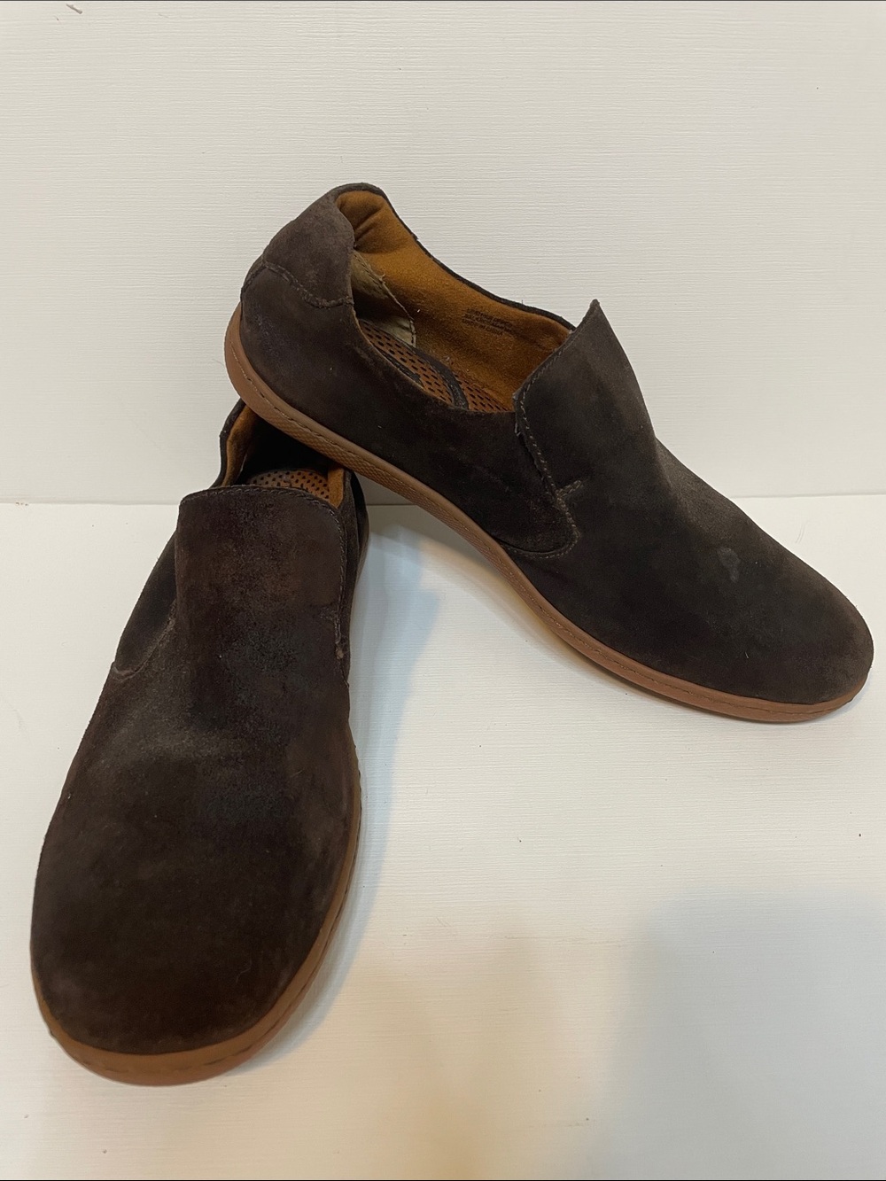 EUC Men's Born Slip-On Brown Suede Leather Slippers With Rubber Soles - Sz 12